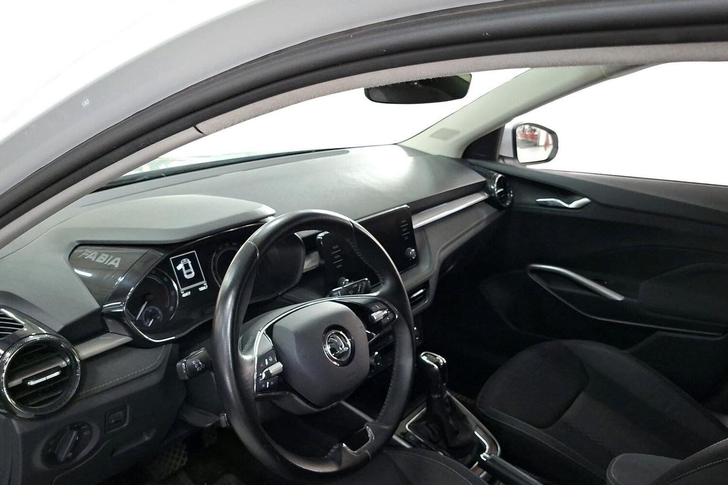 Skoda Fabia vaihtoauto