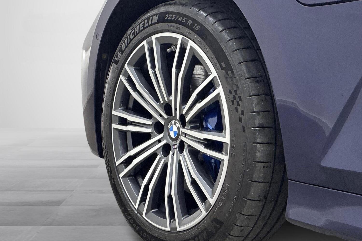BMW 330 vaihtoauto