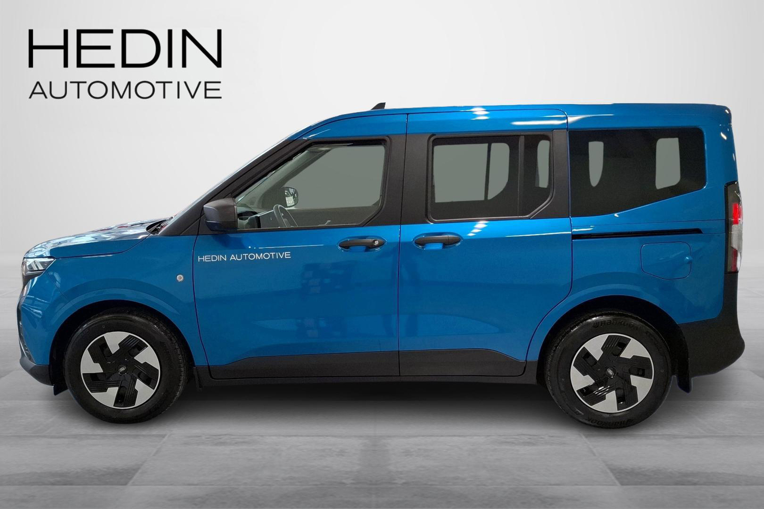 Ford Tourneo Courier vaihtoauto