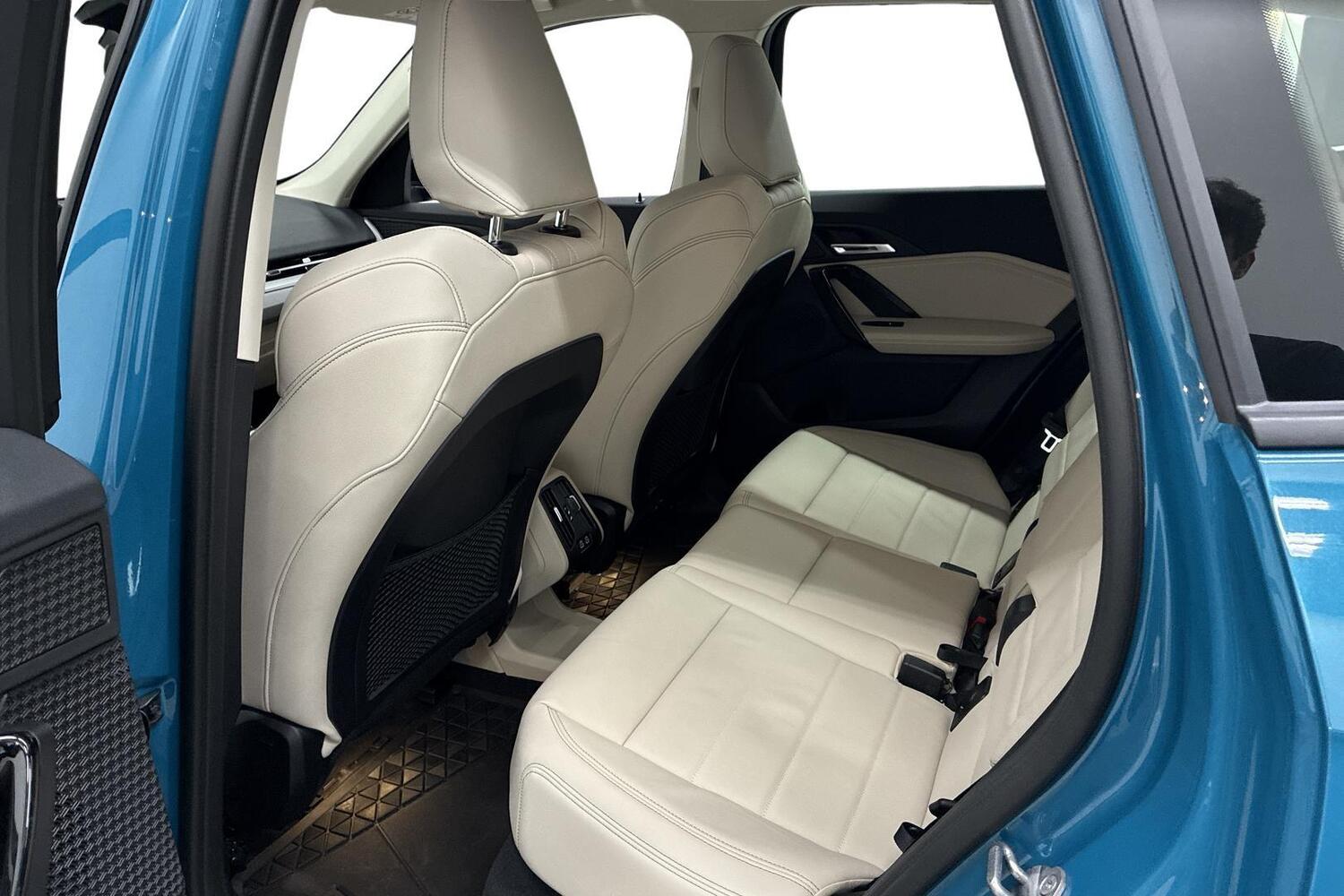 BMW iX1 vaihtoauto