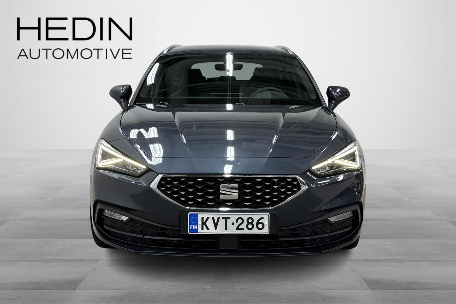 SEAT Leon Sportstourer vaihtoauto