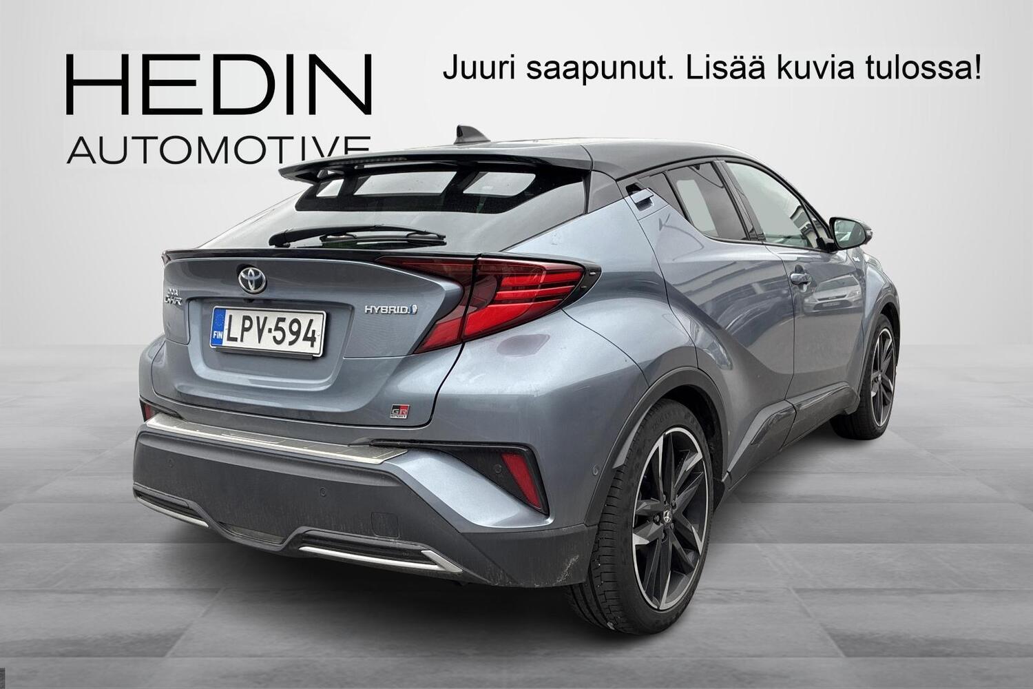 Toyota C-HR vaihtoauto