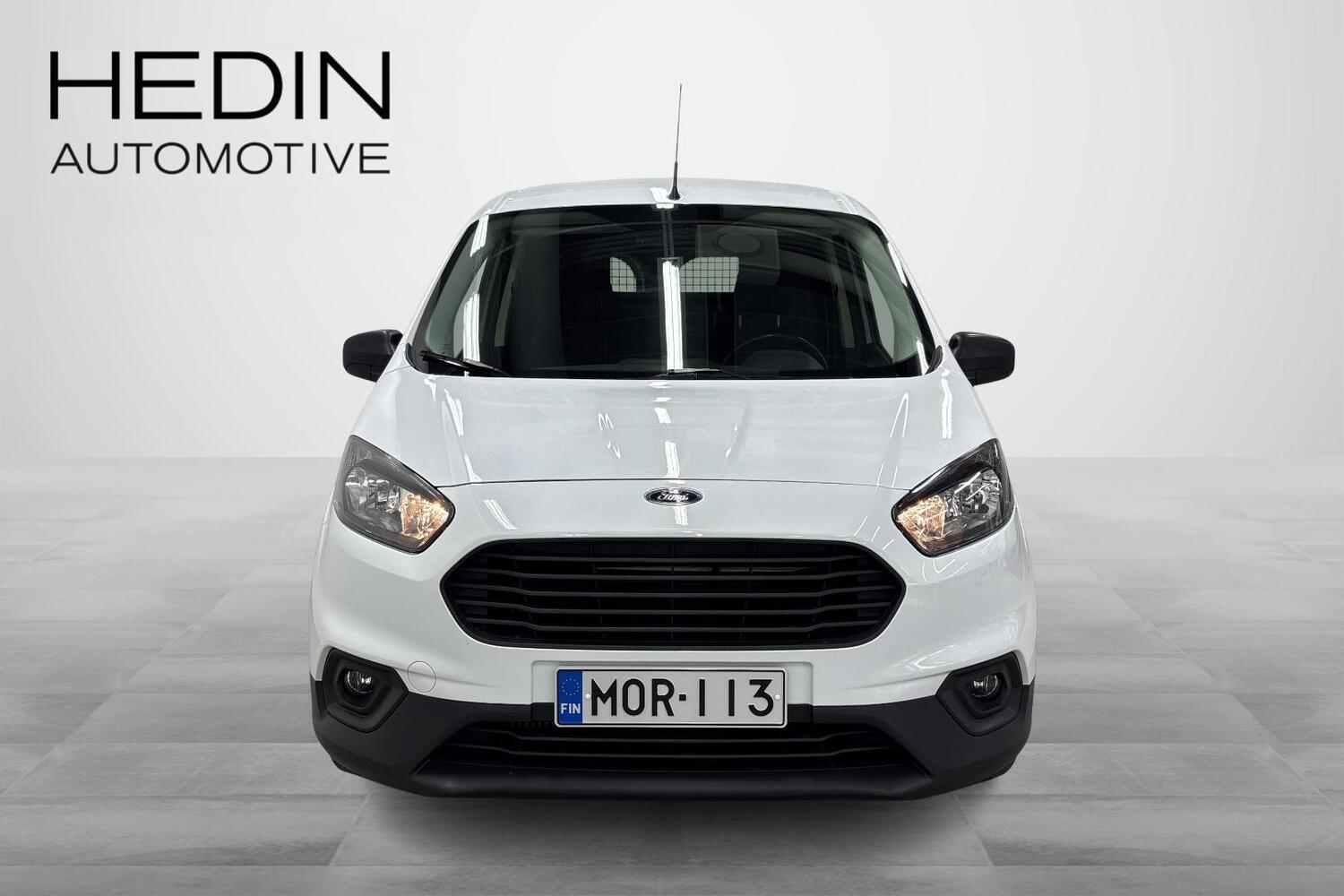 Ford Transit Courier vaihtoauto