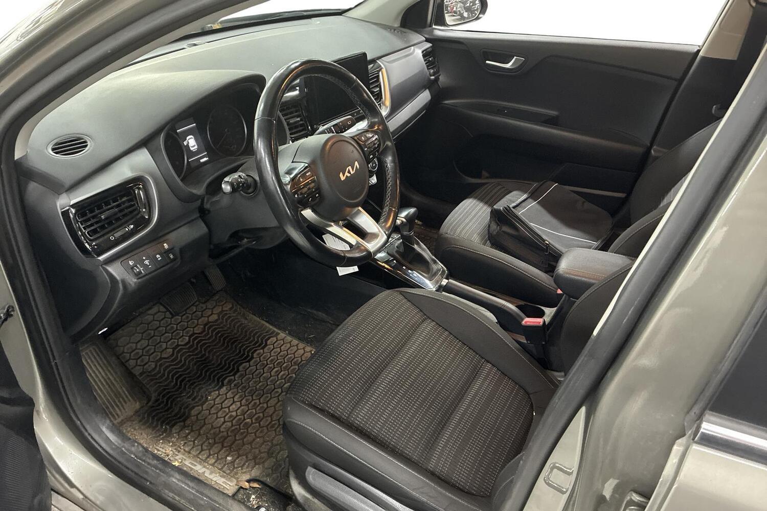Kia Stonic vaihtoauto