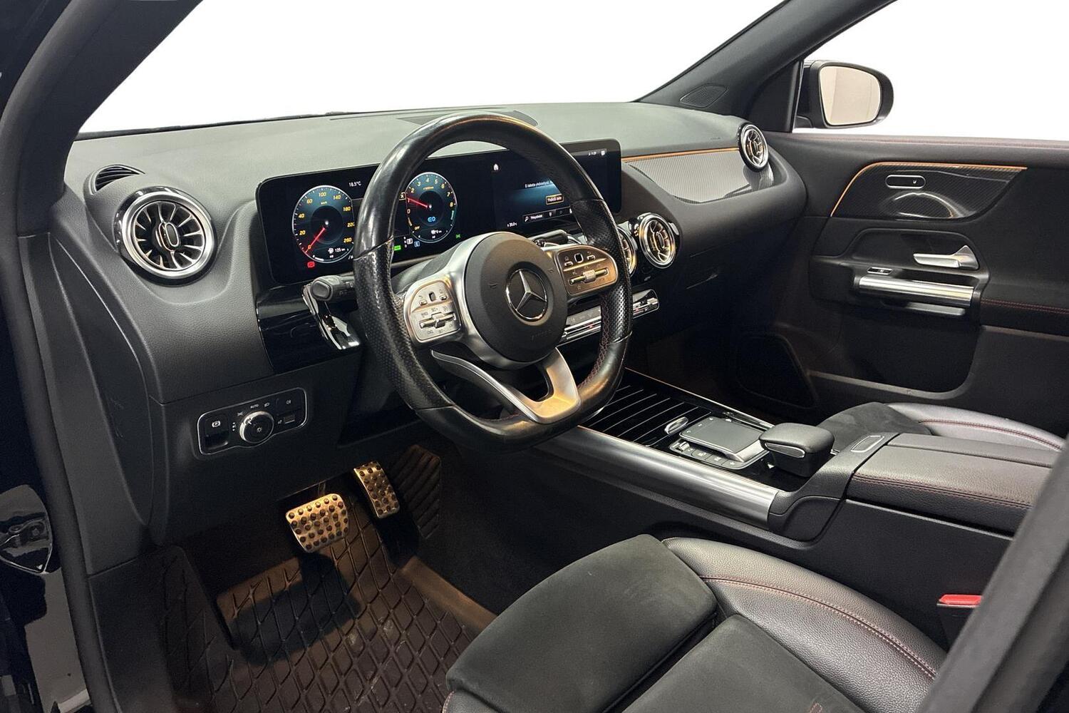 Mercedes-Benz GLA vaihtoauto