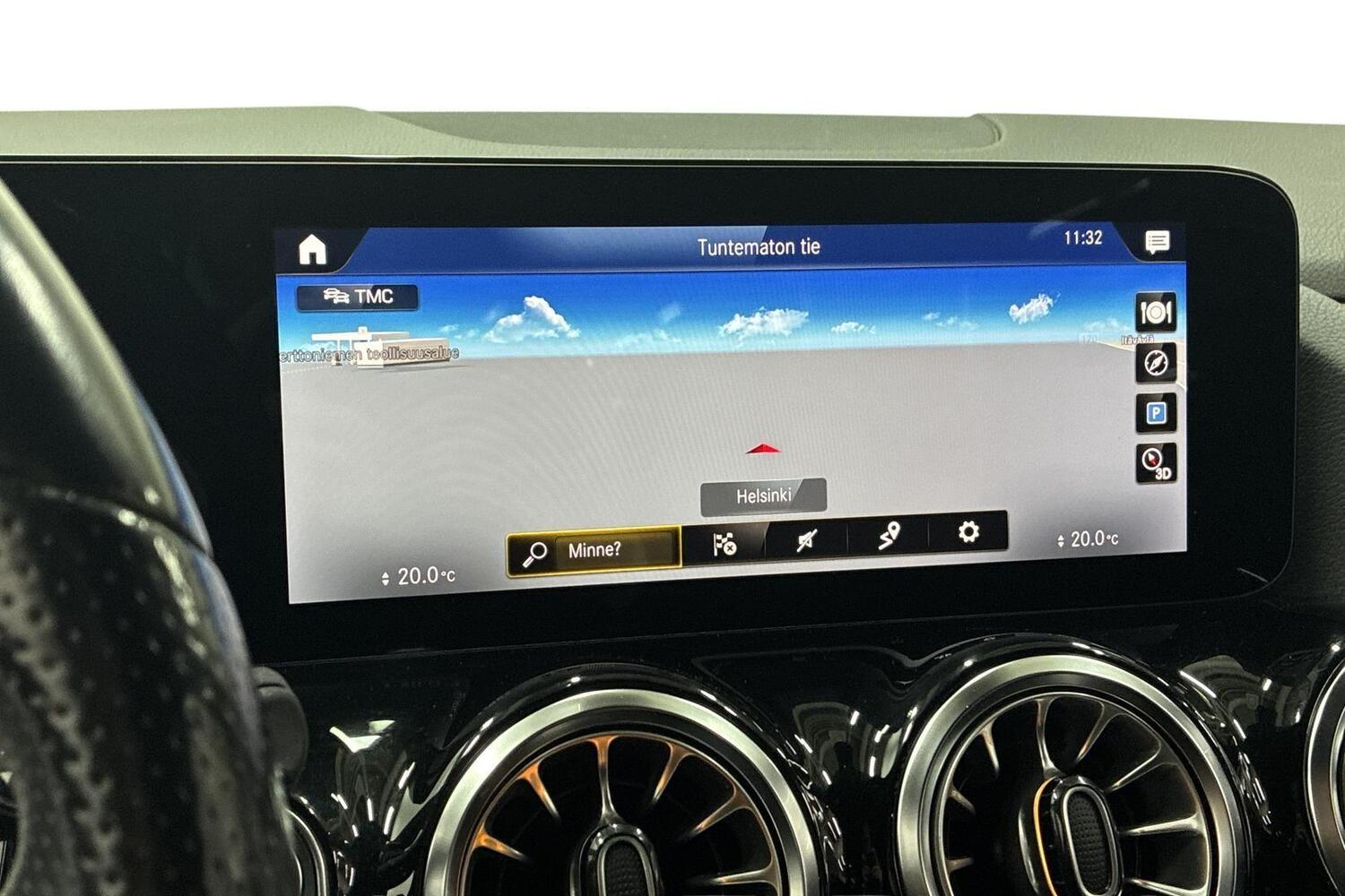 Mercedes-Benz GLA vaihtoauto