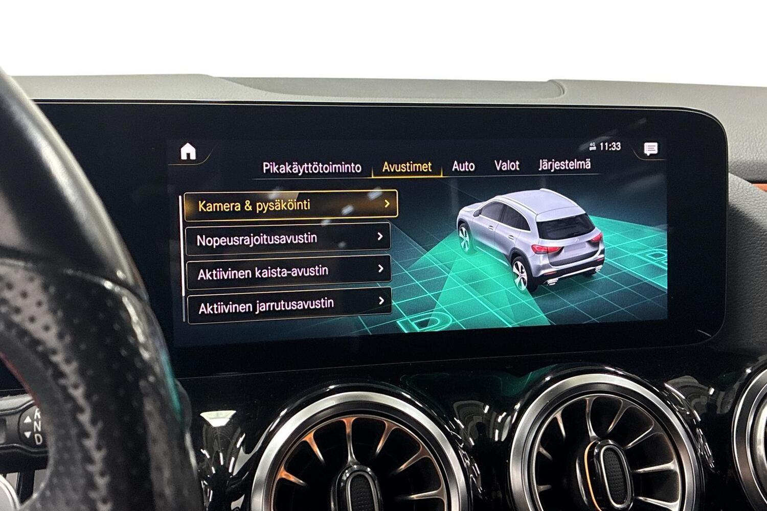 Mercedes-Benz GLA vaihtoauto