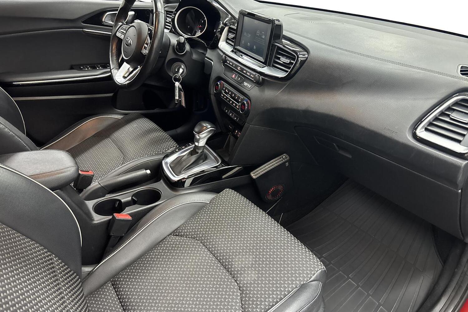 Kia Ceed vaihtoauto
