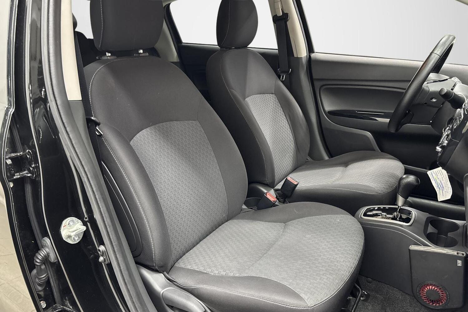 Mitsubishi Space Star vaihtoauto