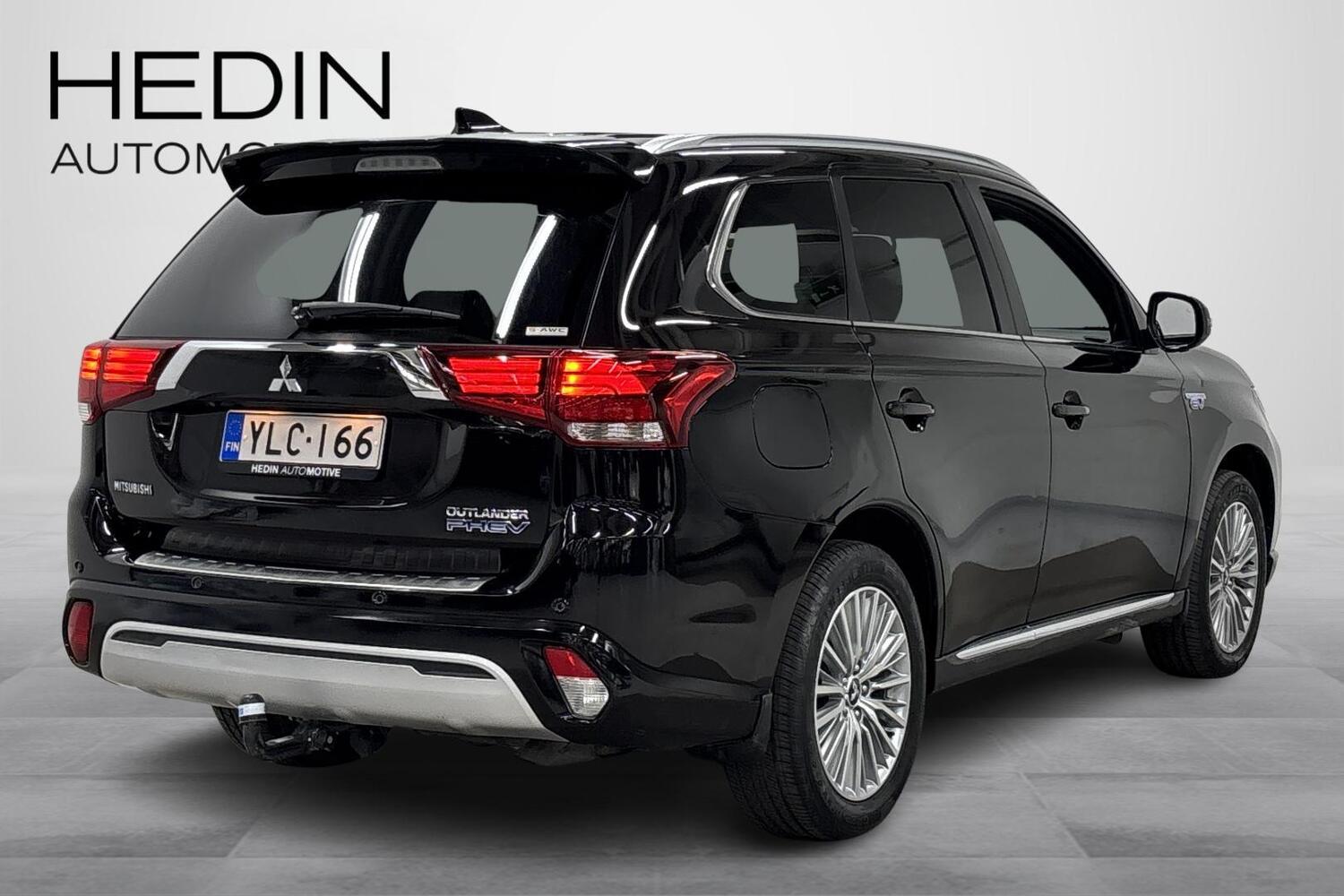 Mitsubishi Outlander PHEV vaihtoauto