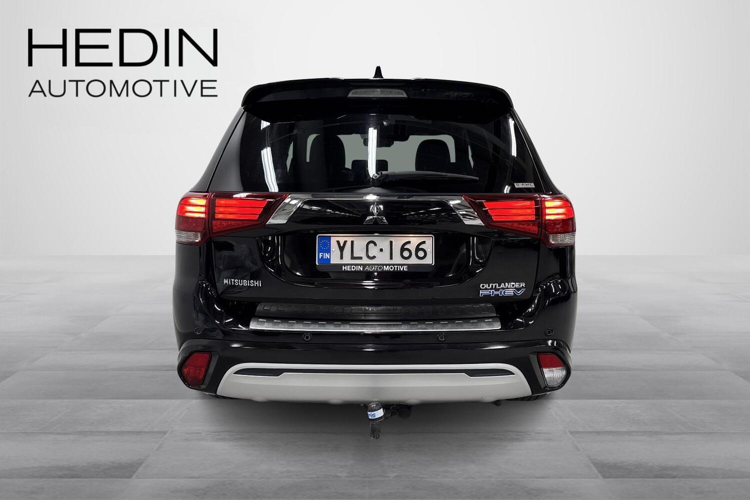 Mitsubishi Outlander PHEV vaihtoauto