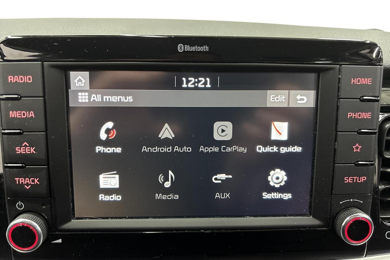 Kia Stonic vaihtoauto