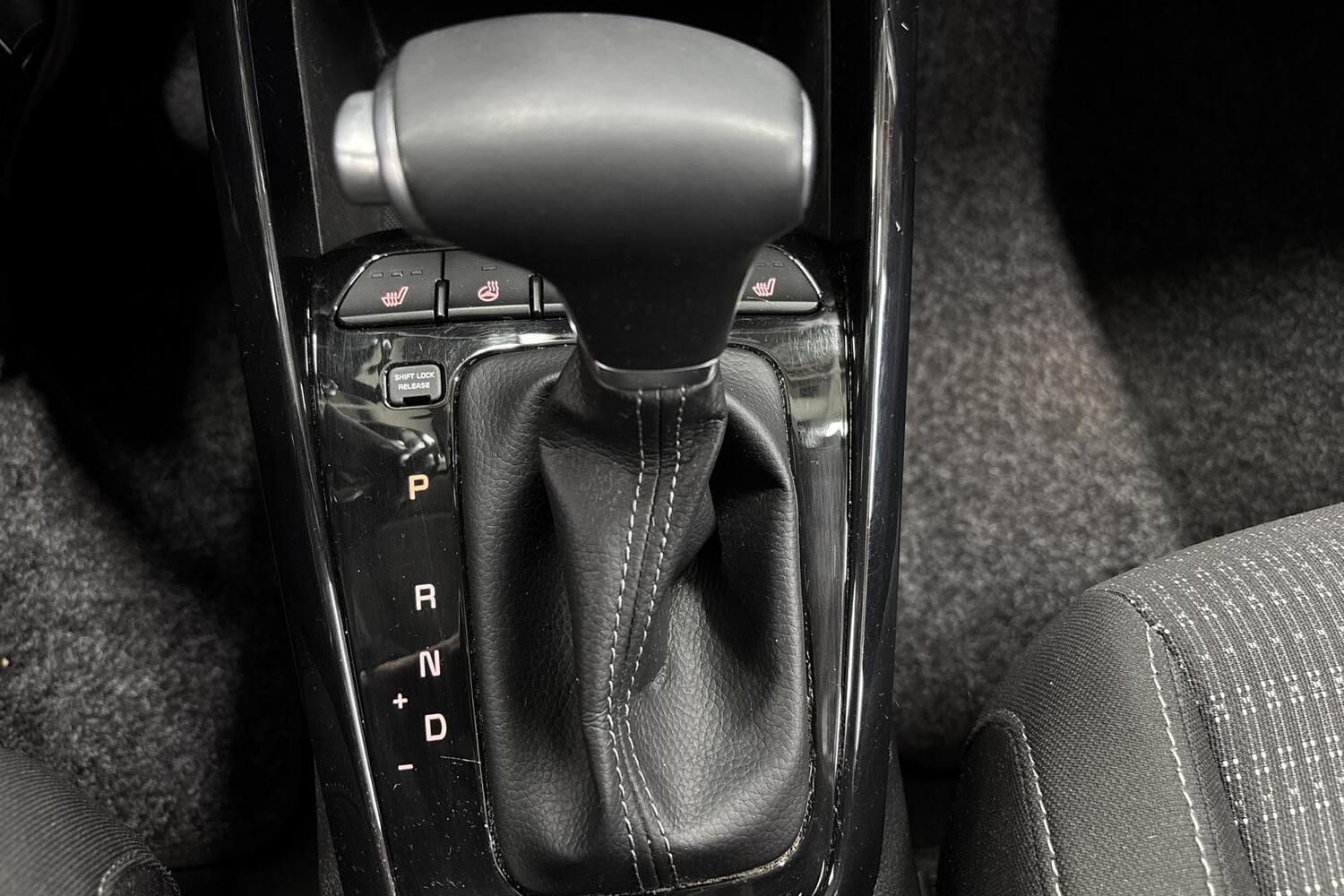 Kia Stonic vaihtoauto