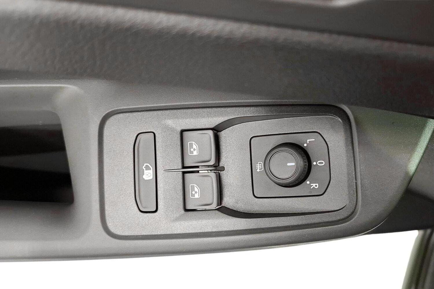 Ford Transit Connect vaihtoauto