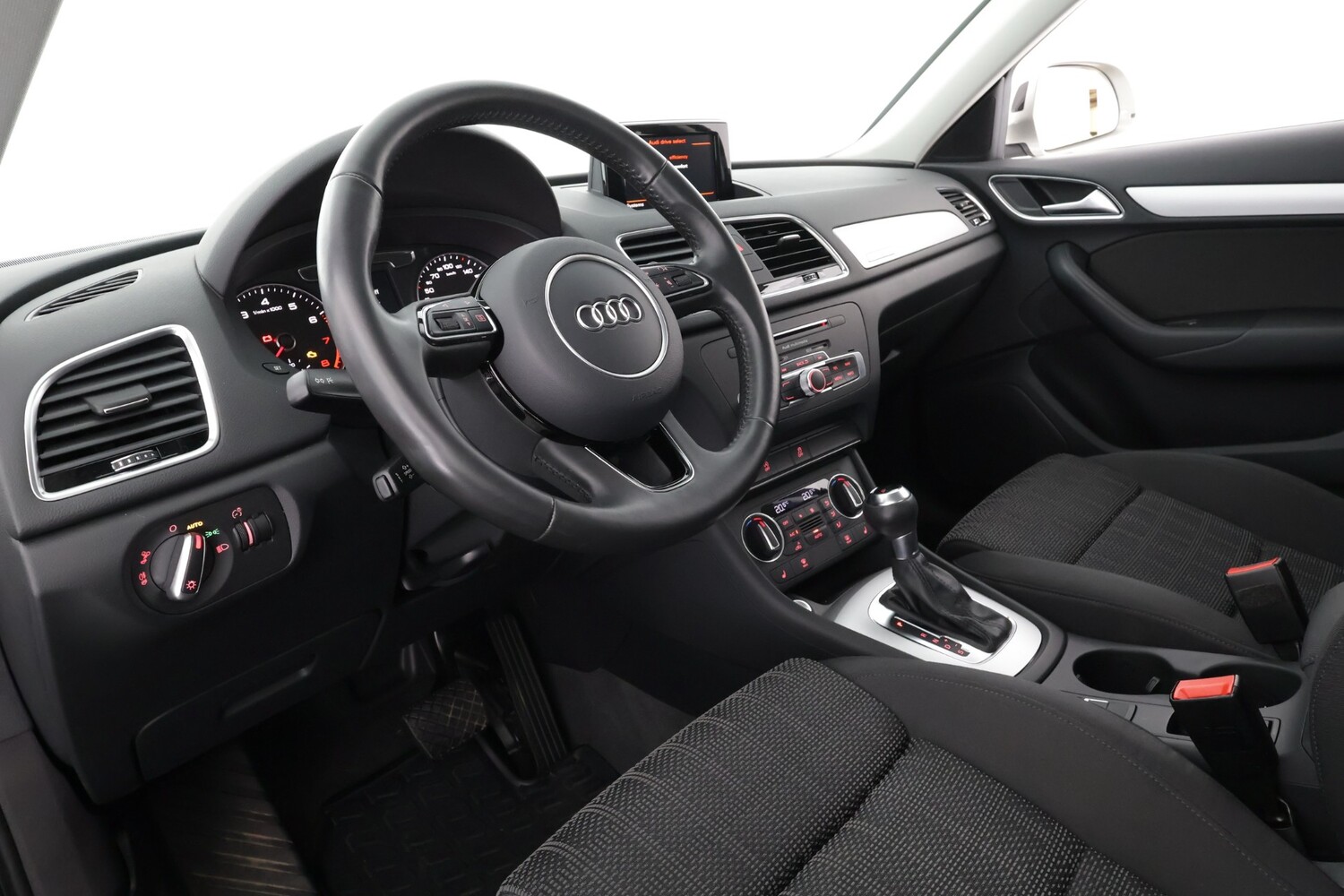 Audi Q3 vaihtoauto