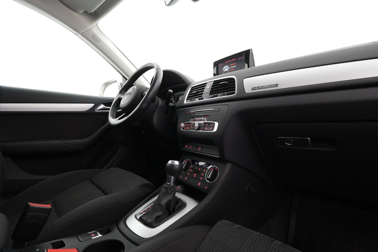 Audi Q3 vaihtoauto