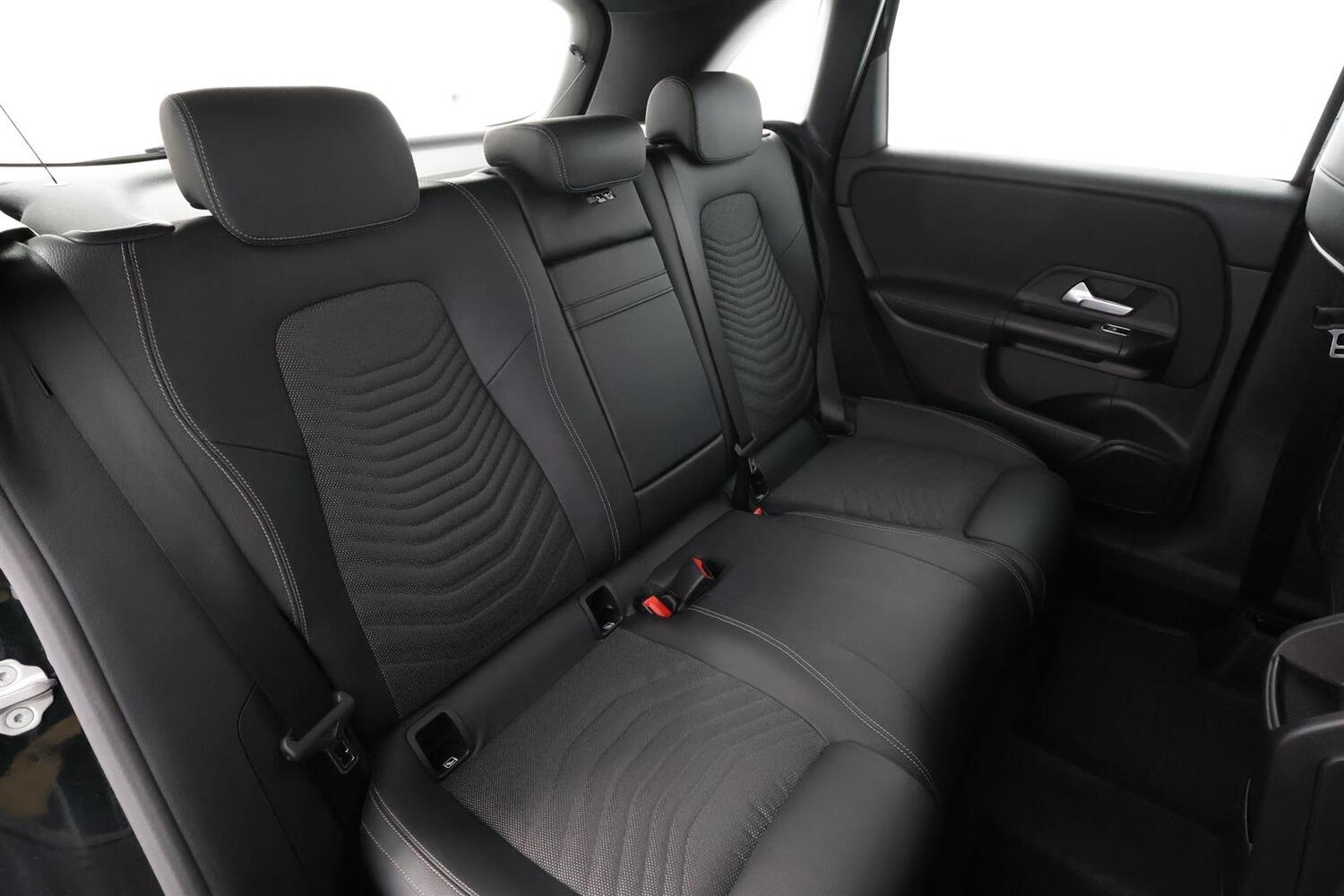 Mercedes-Benz B vaihtoauto