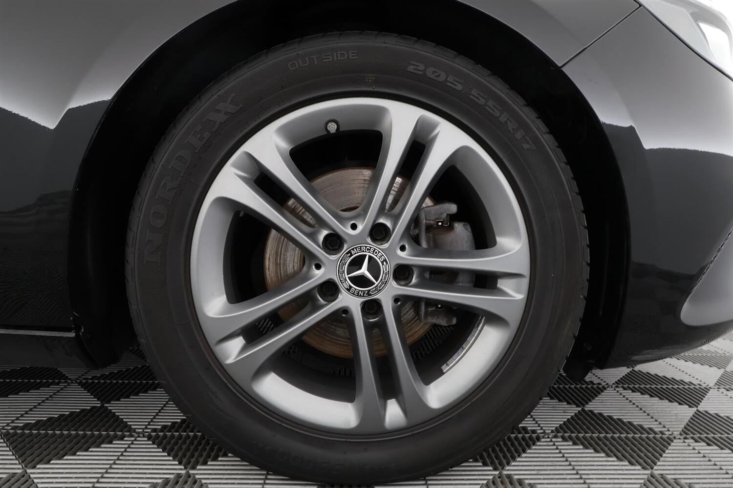Mercedes-Benz B vaihtoauto