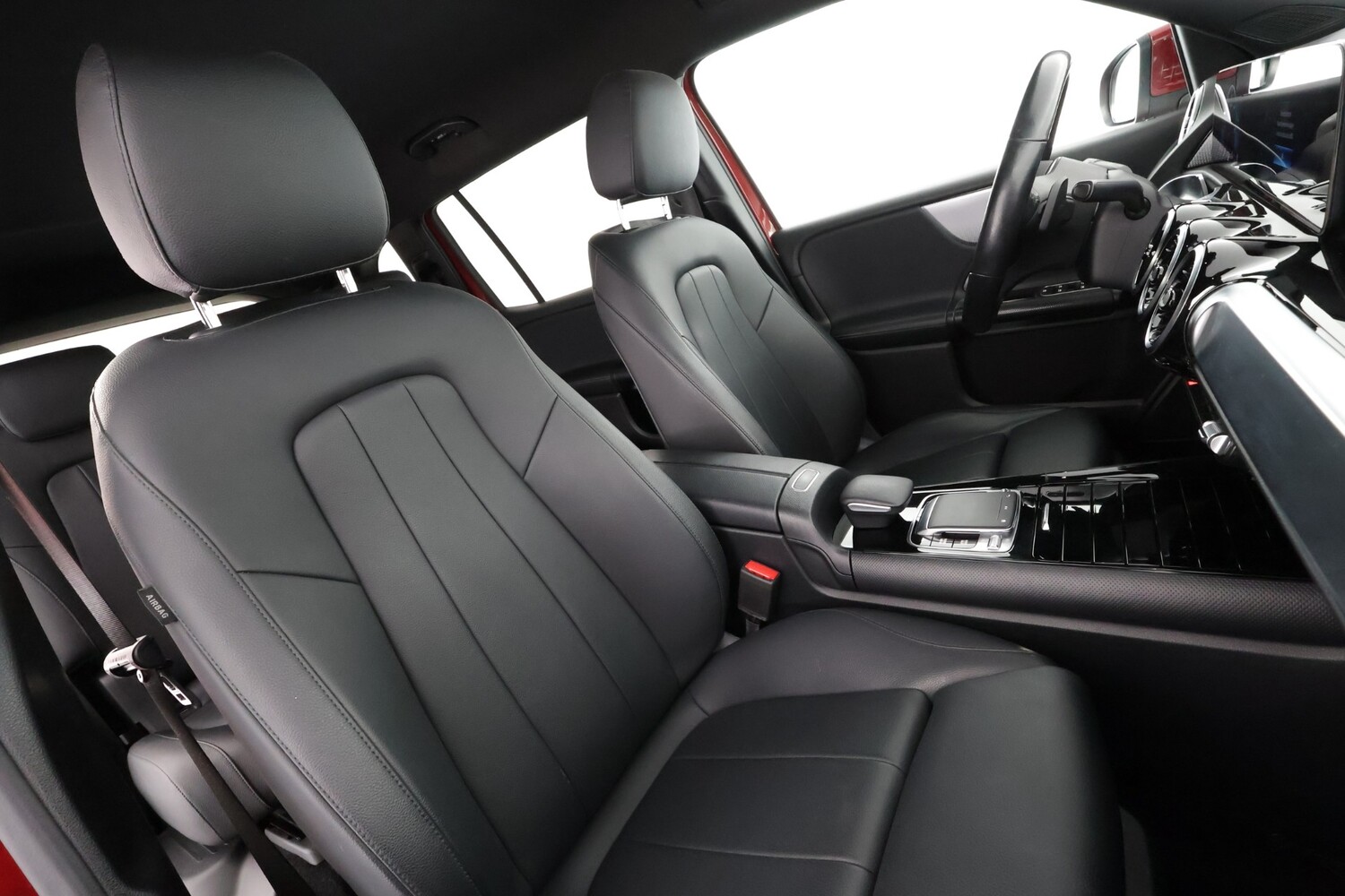 Mercedes-Benz GLB vaihtoauto