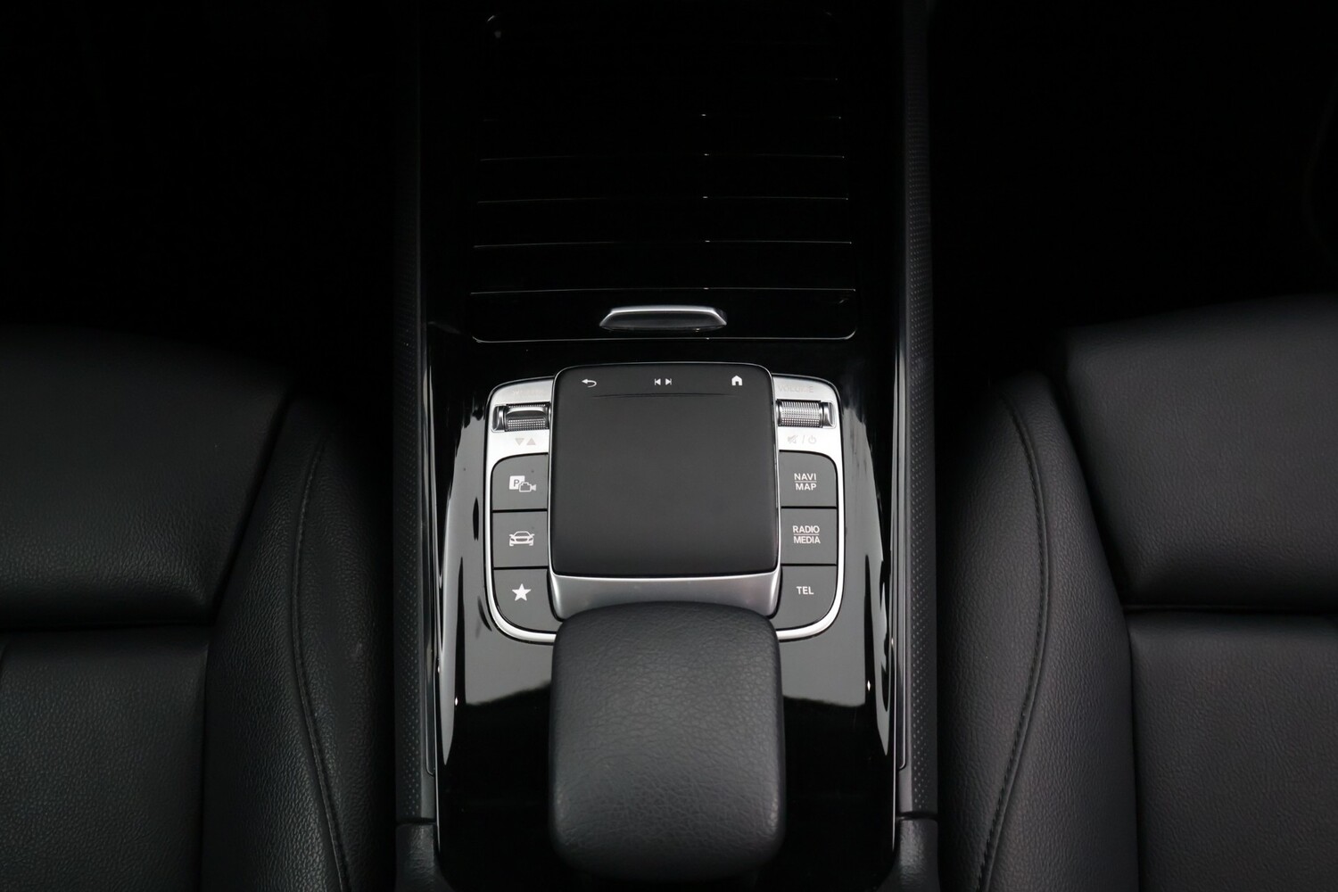 Mercedes-Benz GLB vaihtoauto