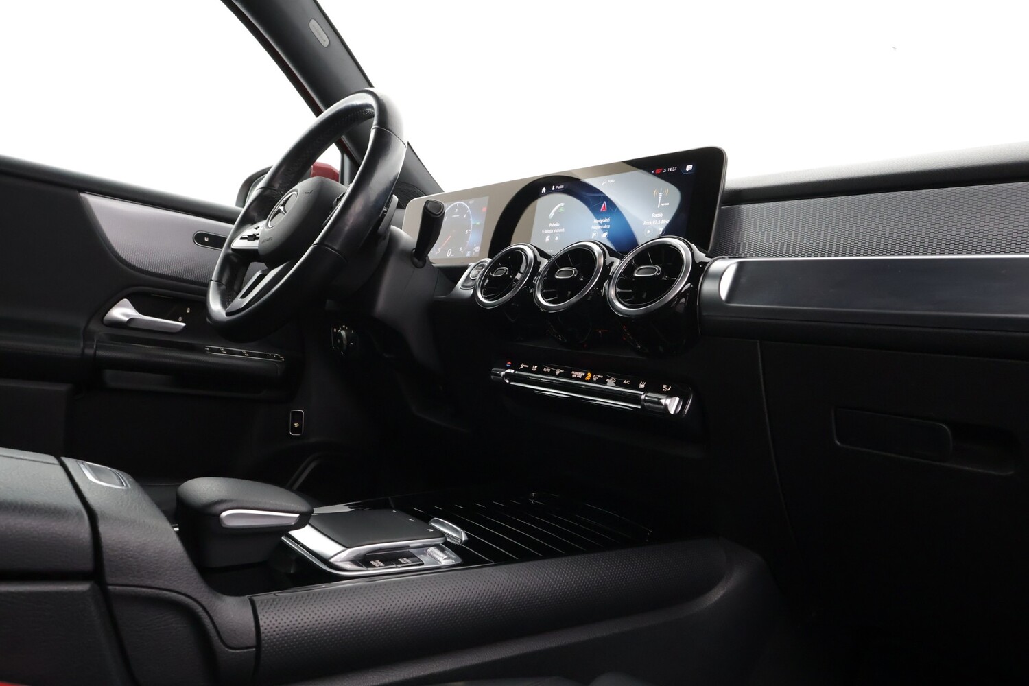 Mercedes-Benz GLB vaihtoauto