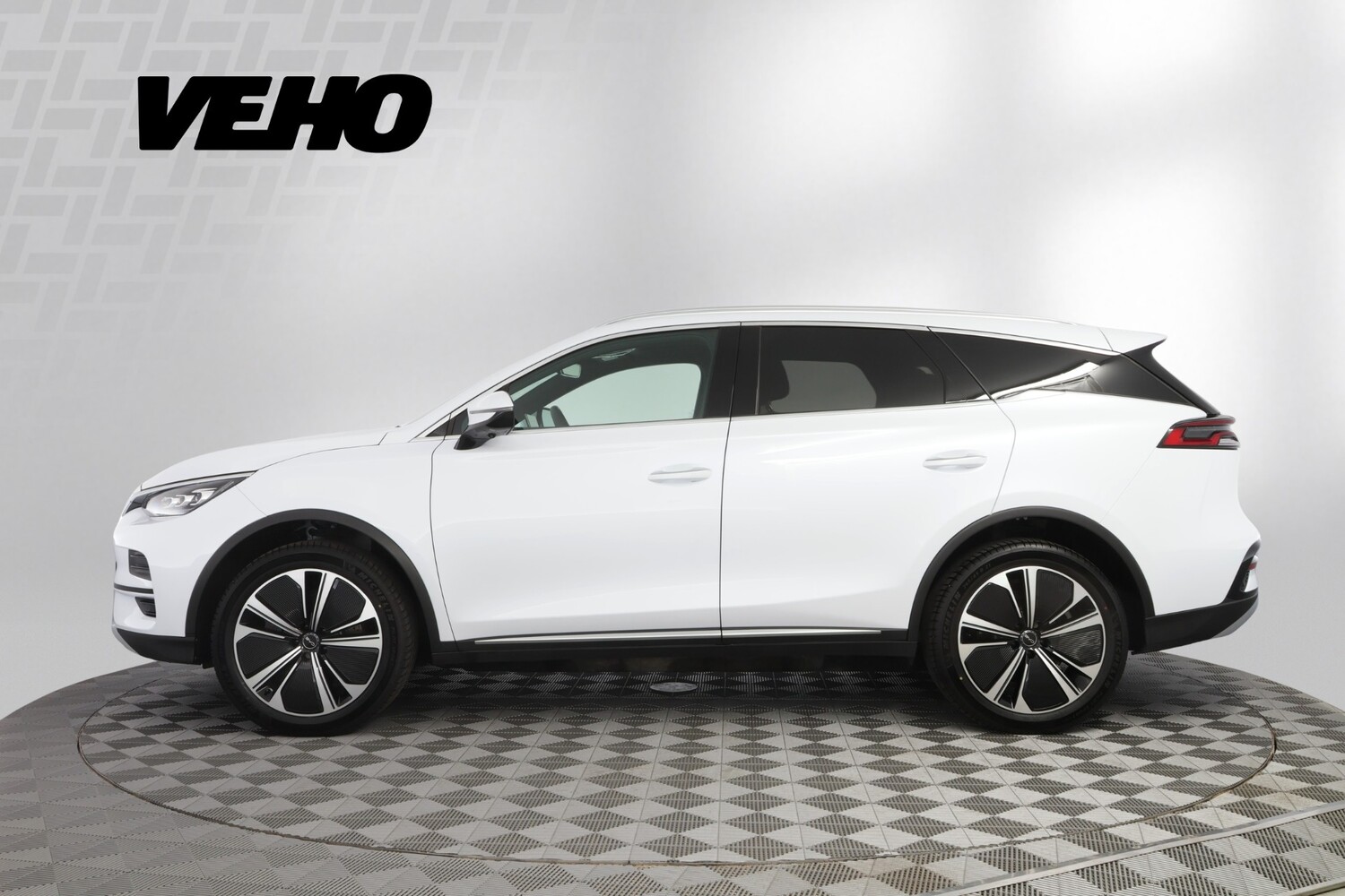 BYD Tang vaihtoauto