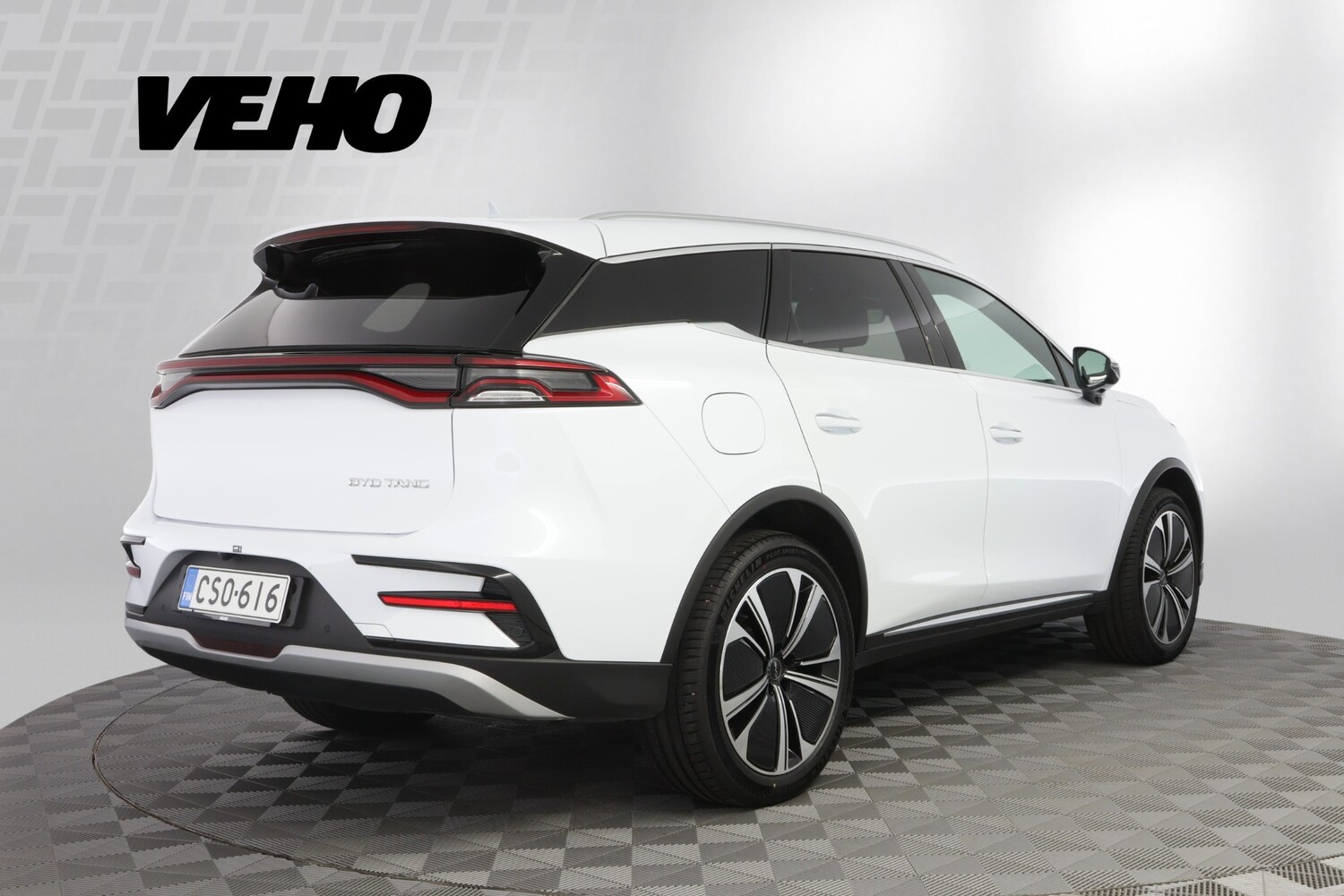 BYD Tang vaihtoauto