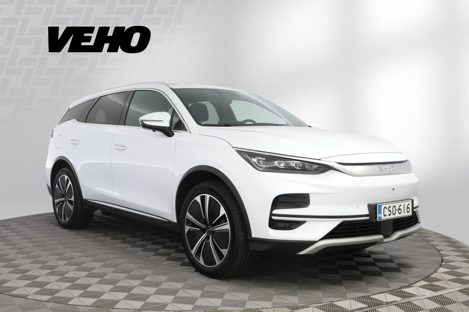 BYD Tang vaihtoauto