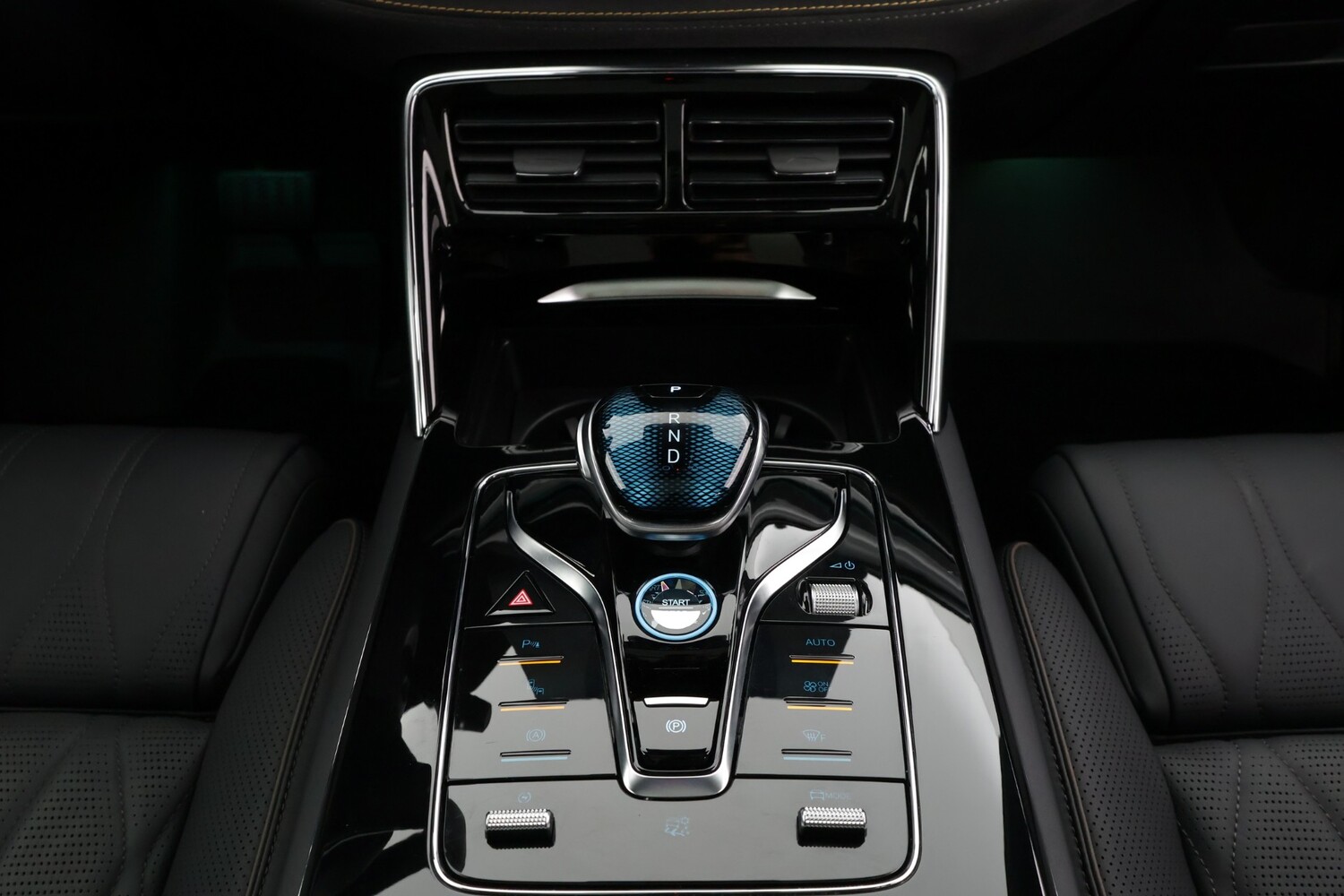 BYD Tang vaihtoauto