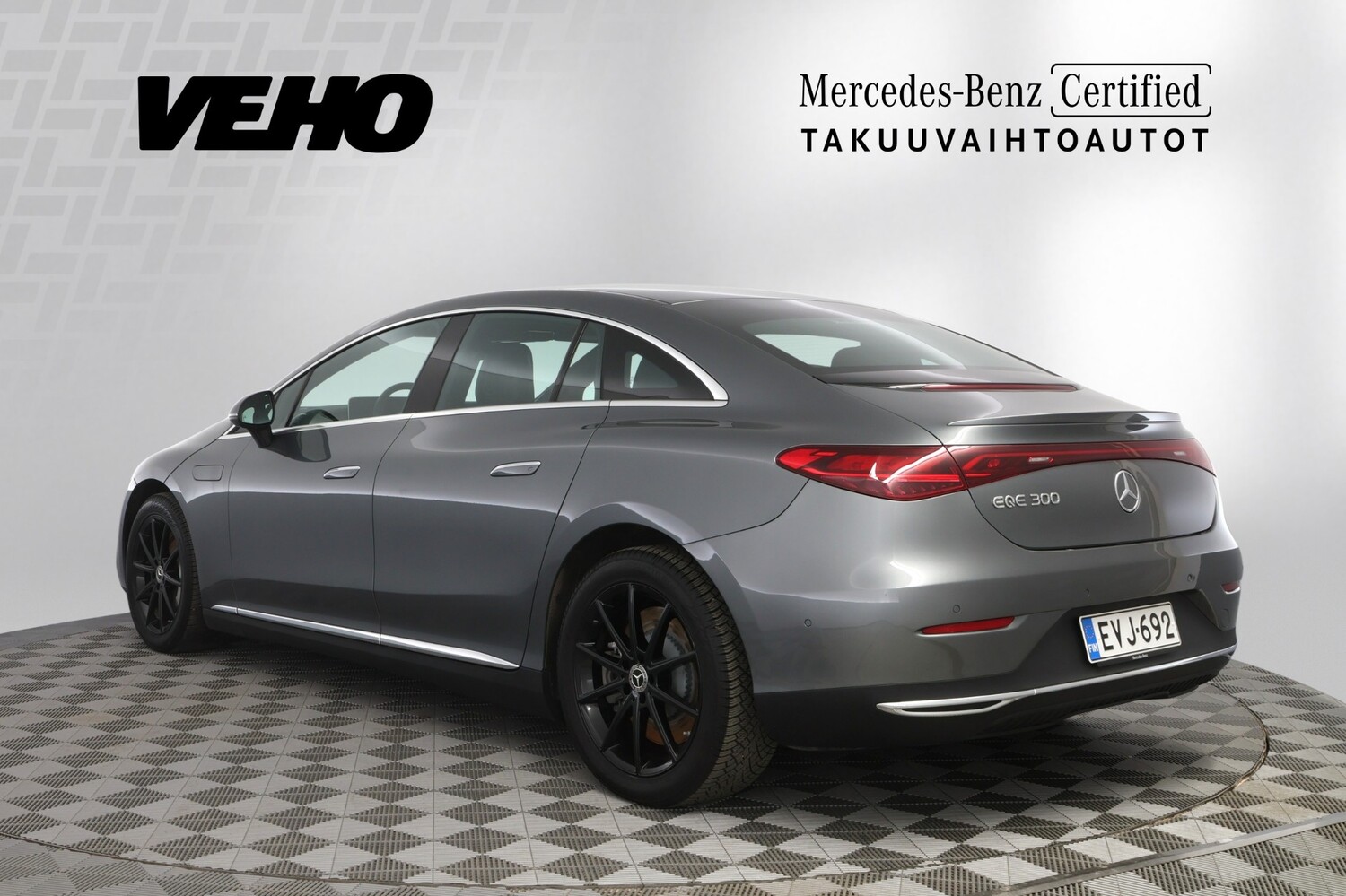 Mercedes-Benz EQE vaihtoauto