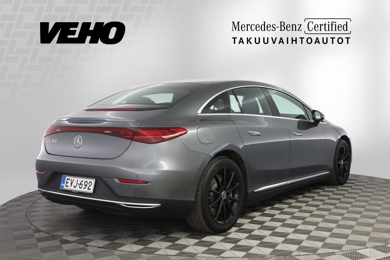 Mercedes-Benz EQE vaihtoauto