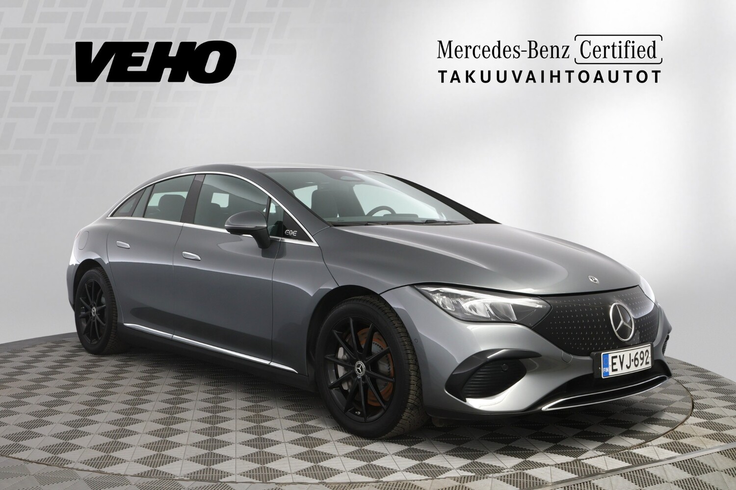 Mercedes-Benz EQE vaihtoauto