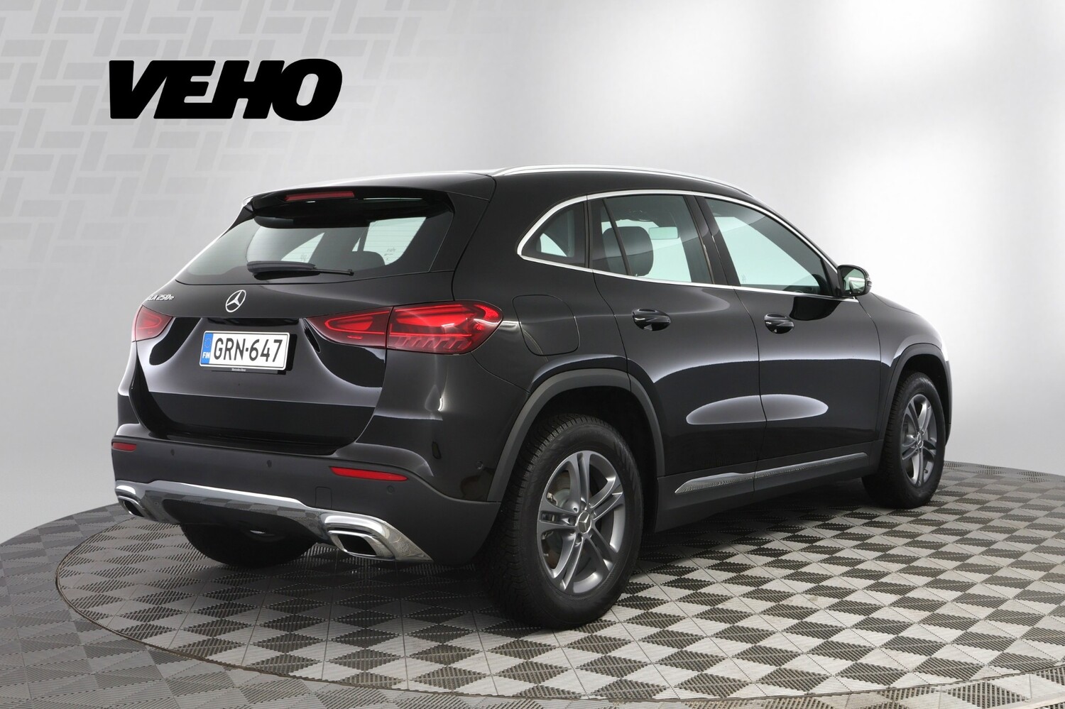 Mercedes-Benz GLA vaihtoauto