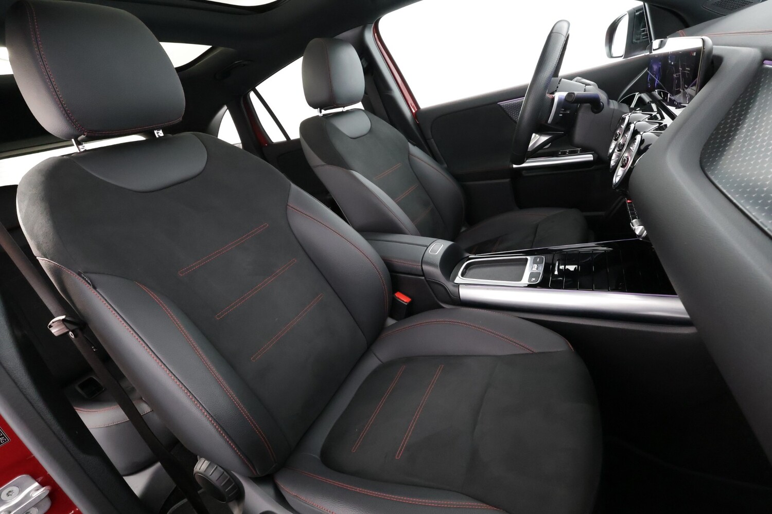 Mercedes-Benz EQA vaihtoauto