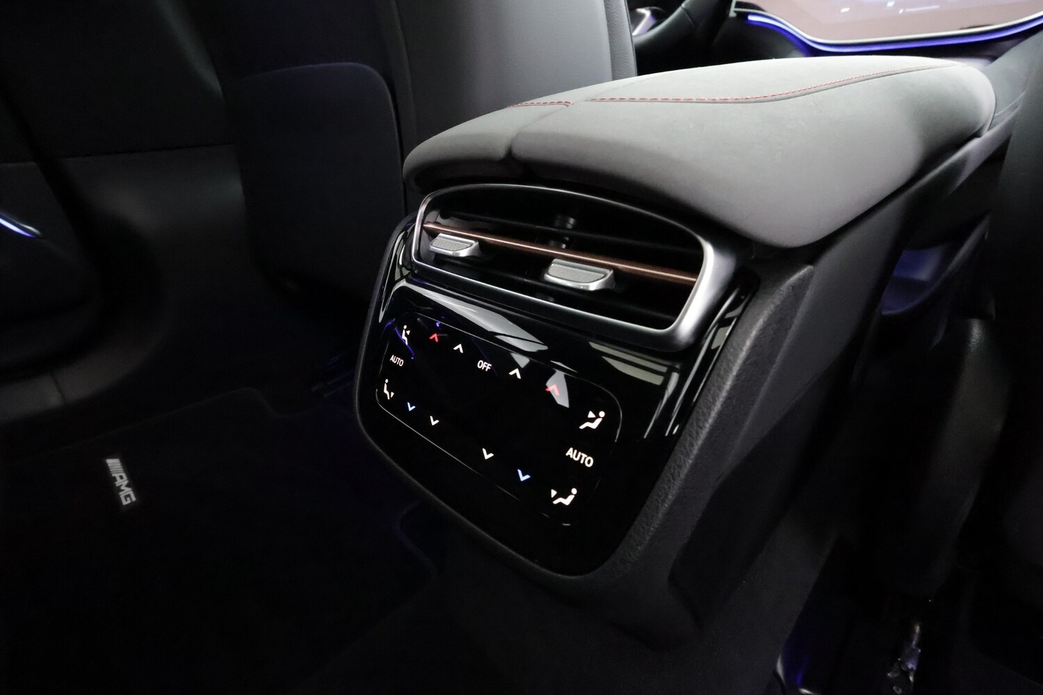 Mercedes-Benz EQS vaihtoauto