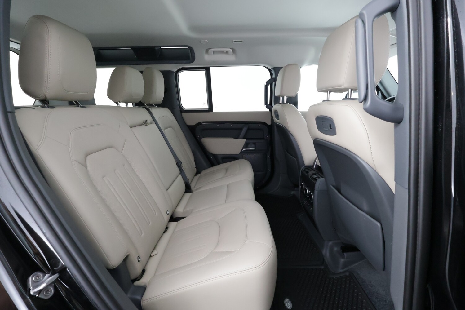 Land Rover Defender vaihtoauto