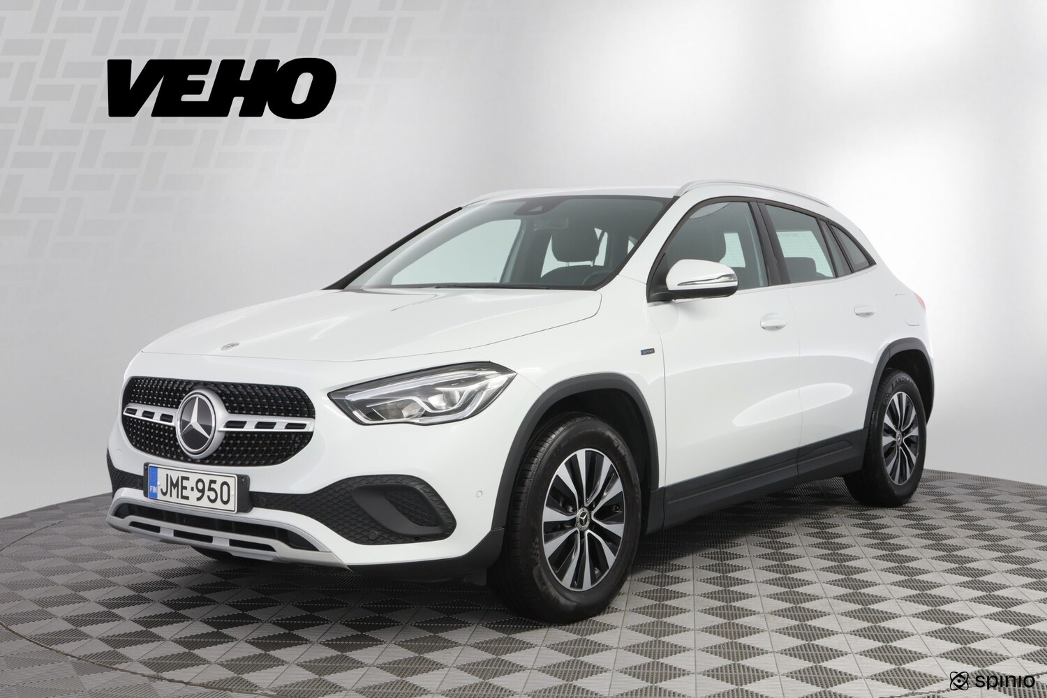 Mercedes-Benz GLA vaihtoauto