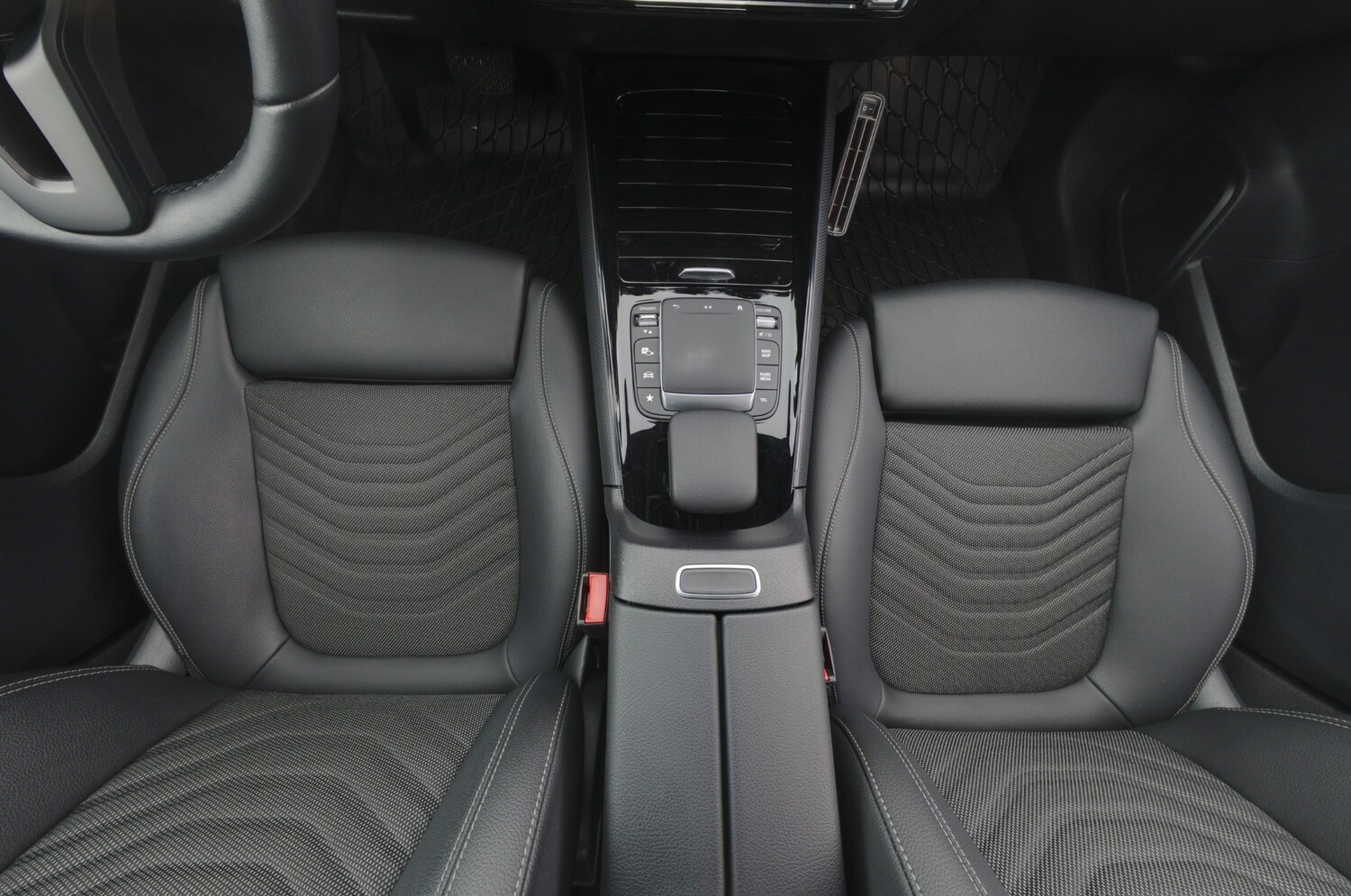 Mercedes-Benz GLA vaihtoauto