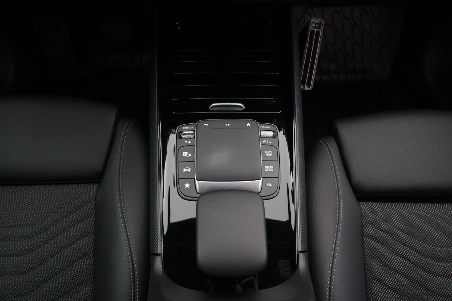 Mercedes-Benz GLA vaihtoauto