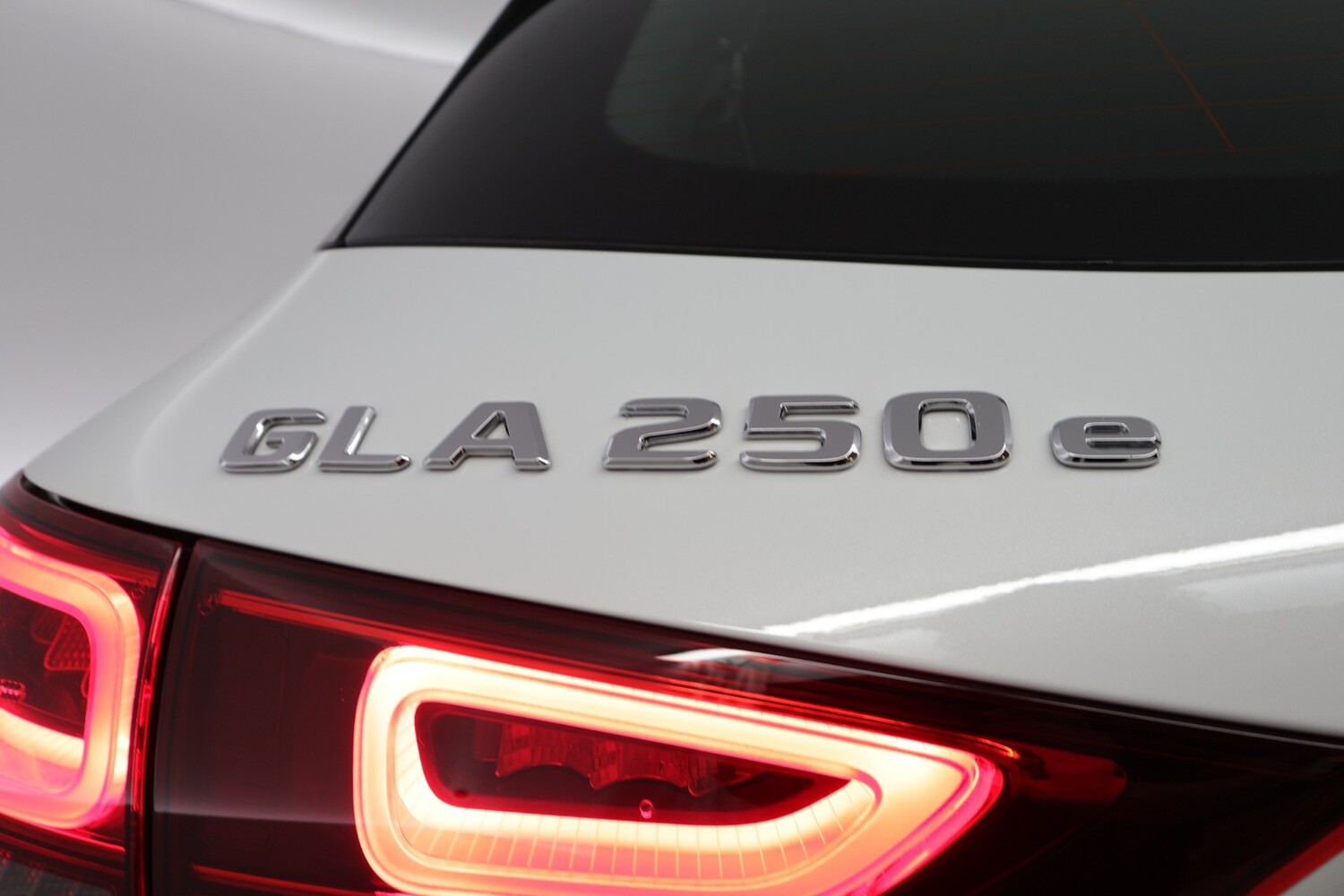 Mercedes-Benz GLA vaihtoauto