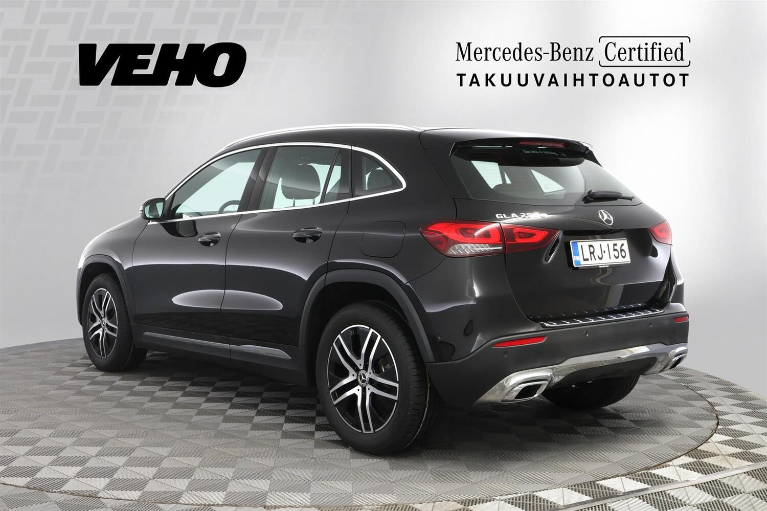 Mercedes-Benz GLA vaihtoauto