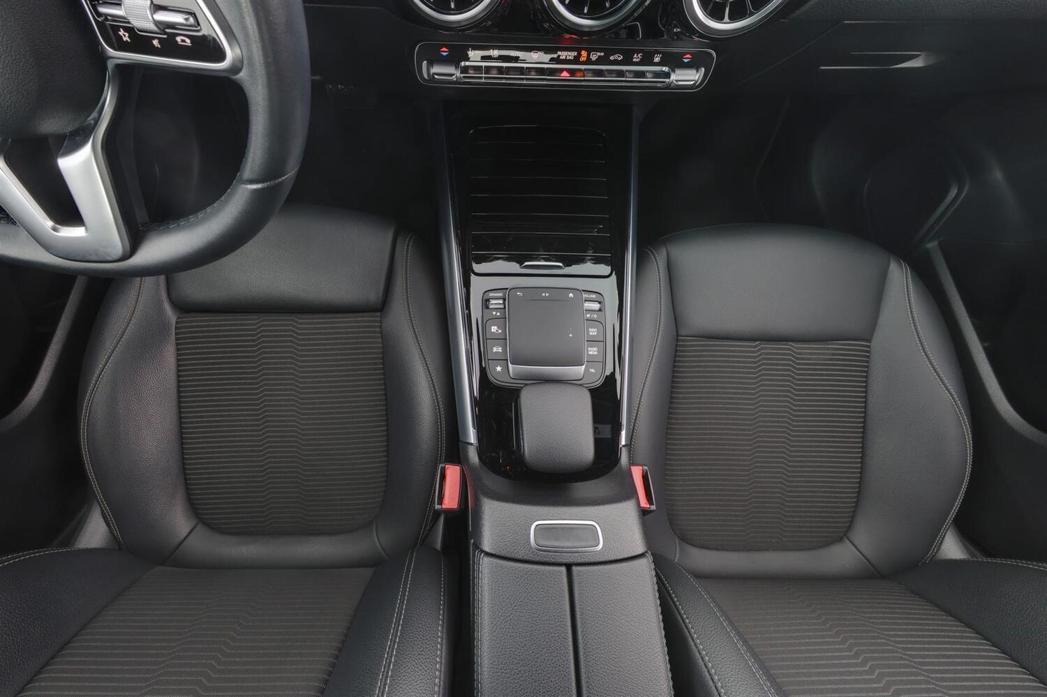Mercedes-Benz GLA vaihtoauto