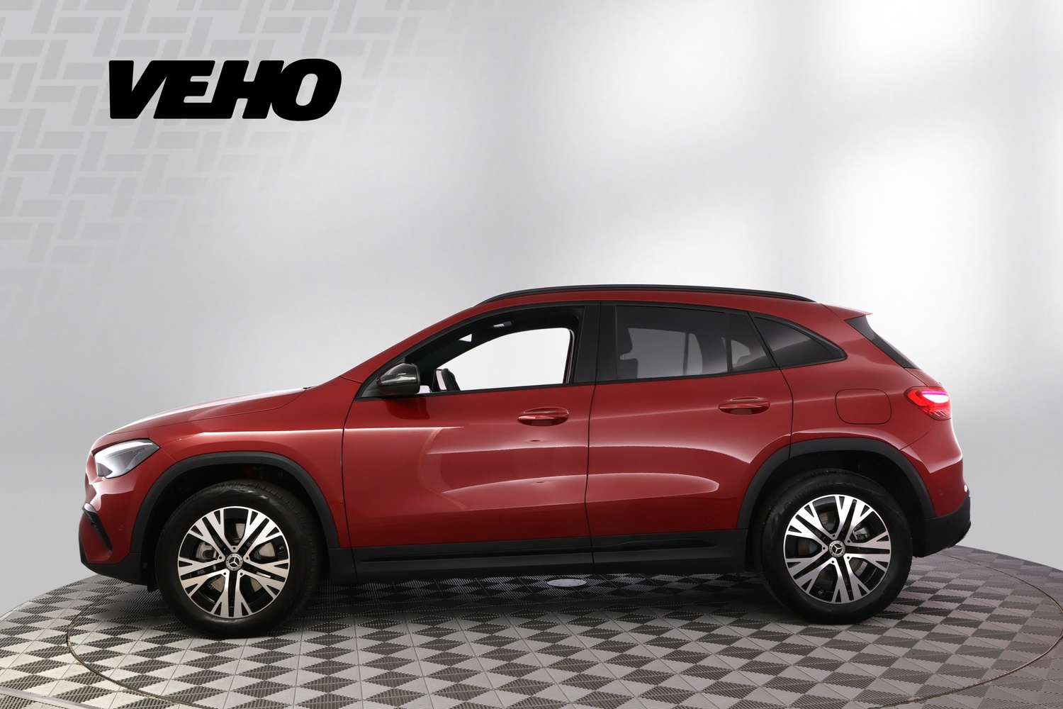 Mercedes-Benz GLA vaihtoauto