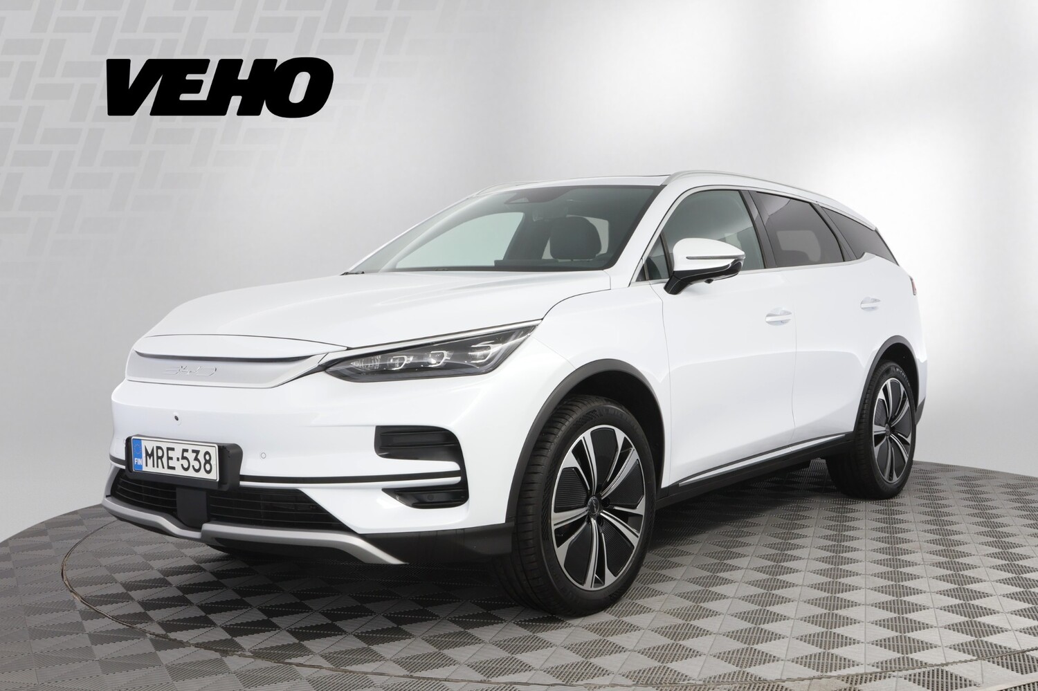 BYD Tang vaihtoauto