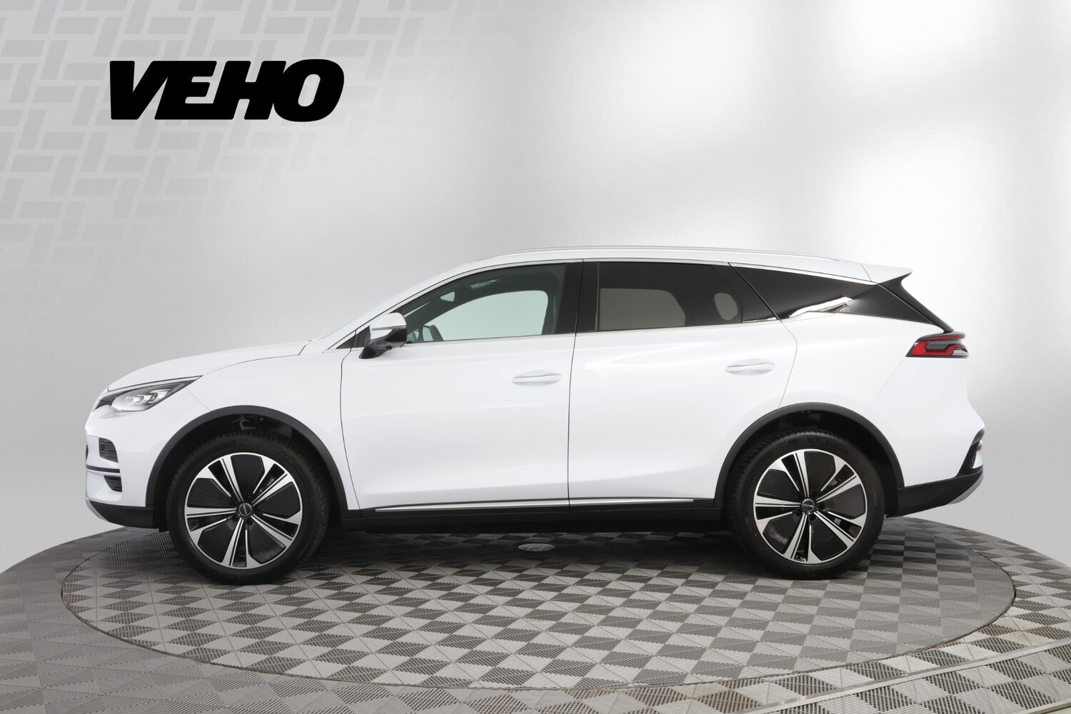 BYD Tang vaihtoauto