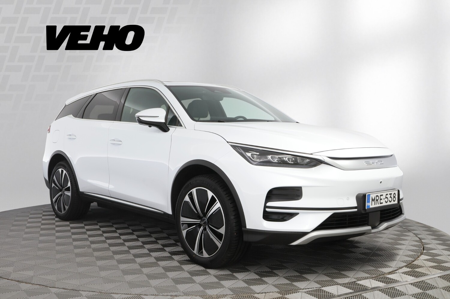 BYD Tang vaihtoauto