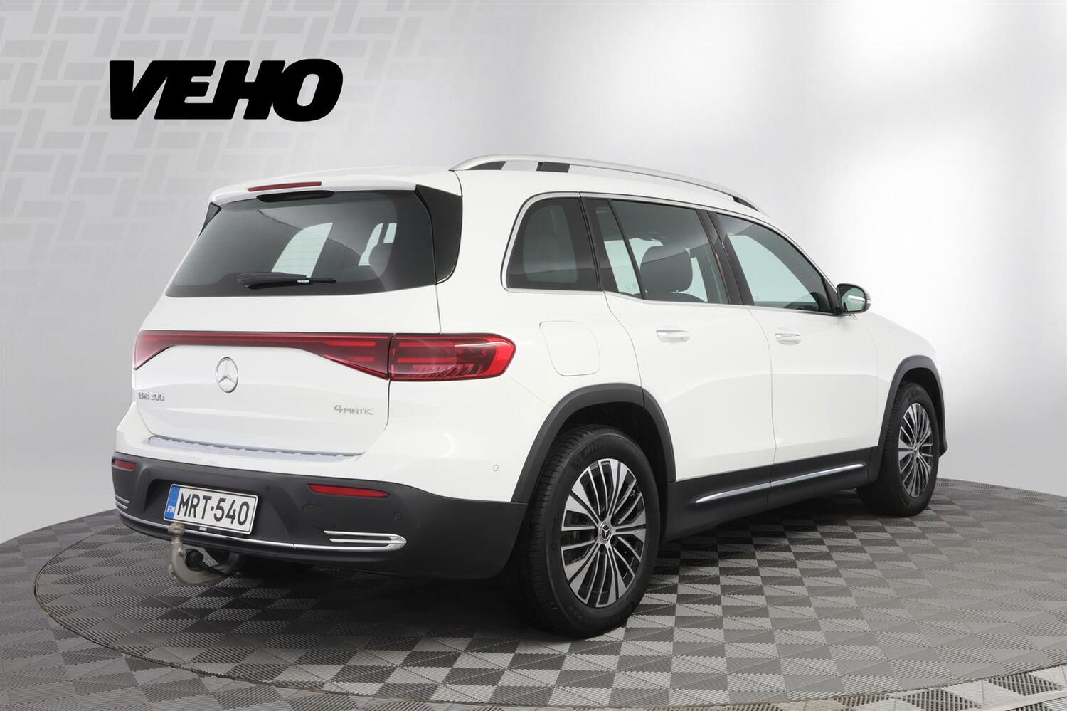Mercedes-Benz EQB vaihtoauto