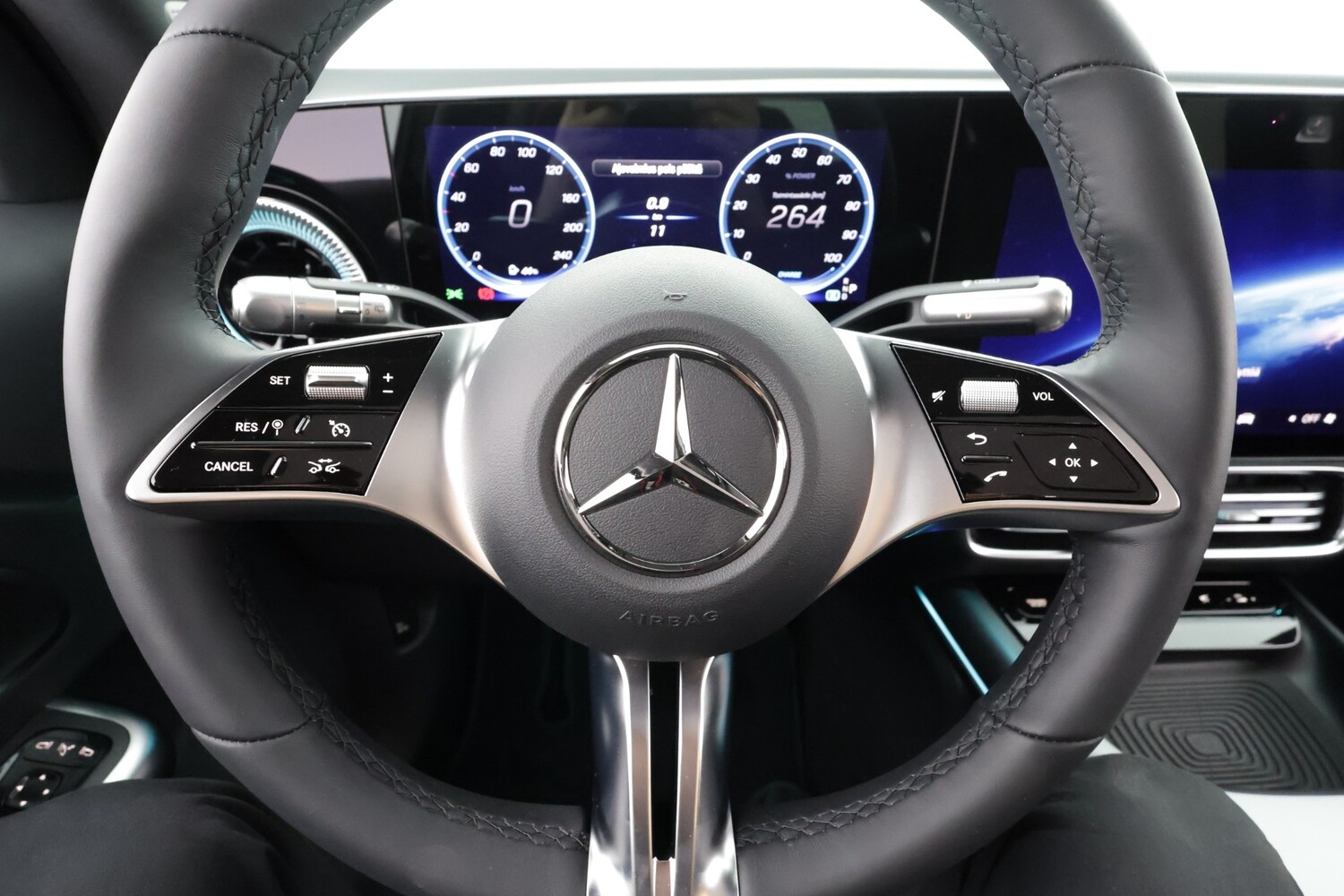 Mercedes-Benz GLB vaihtoauto