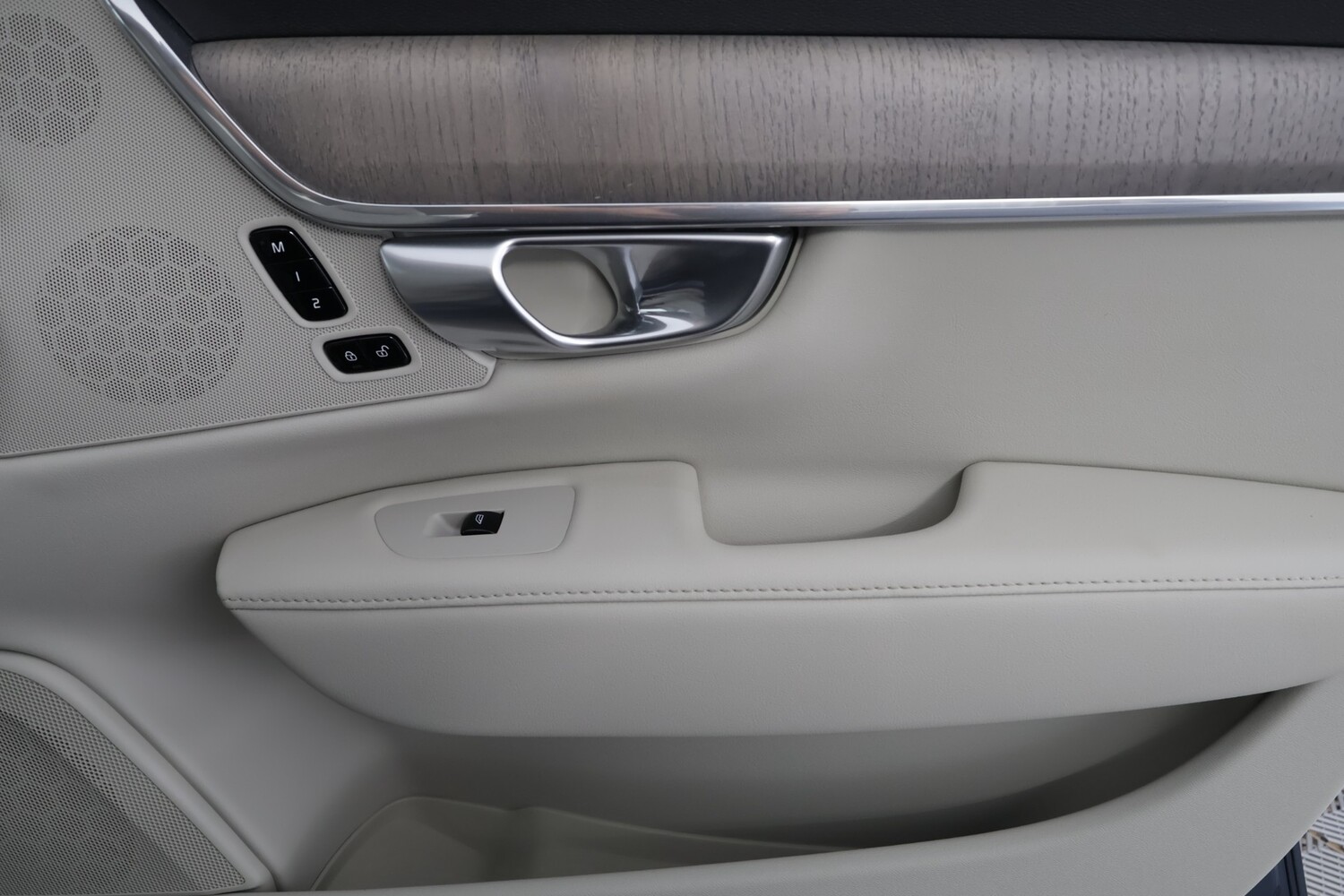 Volvo S90 vaihtoauto