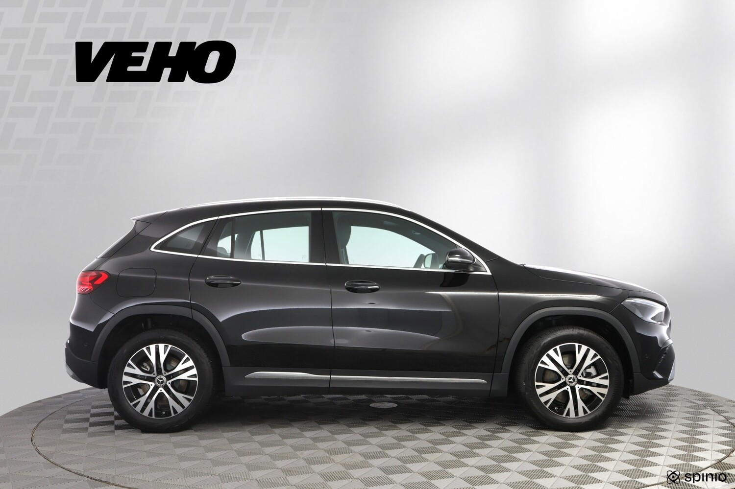 Mercedes-Benz GLA vaihtoauto